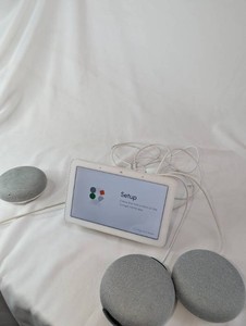 Google Home Hub & Three Google Home Mini Speakers with Power Adapters  4-Piece Lot  Tested, Works