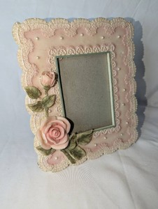 Pink Rose & Pearl-Style Photo Frame  Scalloped Lace Design, Cottage Dcor