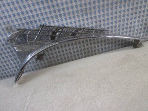 (F-0) 1950 Plymouth Hood Ornament 19491335472 (May Flower Ship)