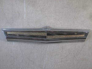 (F-0) Vintage 1961 Ford Mercury Hood Grille Emblem CIMB-16637 12241