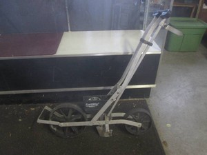 (EW7) EarthWay Precision Garden Seeder Model-1001-B