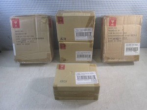 (G-1) 30 New Picture Frames - 5 Boxes of 6