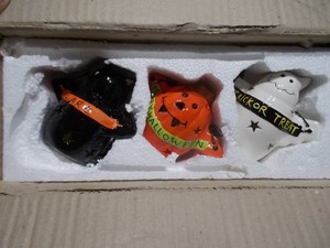 Set of 3 Halloween Lantern Stakes