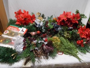 Vintage Christmas Poinsettia Floral Stems, Greenery & Holiday Decor Lot