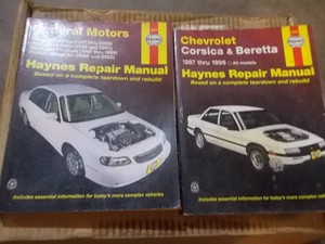Vintage Automotive Repair Manuals Lot  Chevrolet Corsica, Beretta & GM Compact Guides
