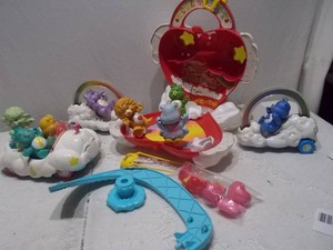 Vintage Care Bears Cloud Cars, Figures & Heart Playset Toy Lot