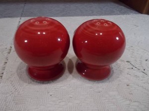Vintage Red Round Ceramic Salt & Pepper Shaker Set