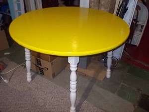 Vintage Painted Round Accent Table with Yellow Top & White Spindle Legs