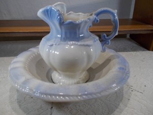 Vintage USA Ceramic Pitcher & Wash Basin Set - White & Blue