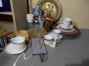 Vintage Decorative Porcelain Tea Set & Tableware Lot