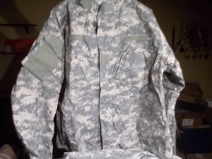 Military Digital Camouflage Uniform Set