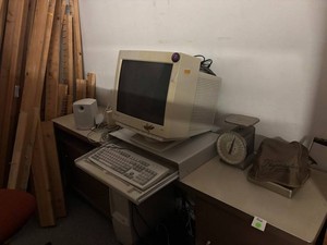 Vintage CRT Computer, Paymaster & Scale Mixed Lot