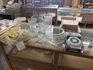 Mixed Lot Glass Vases, Bowls, Animal Figurines & Candle Accessory