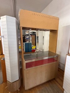 Woodgrain Retail Display Counter With Glass Showcase