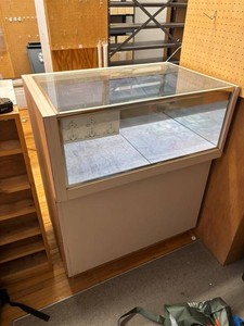 Glass-Top Retail Display Counter With Storage - 33 W X 22 D X 40 H