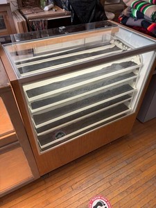 Berg Motion Case Spin Display - 1