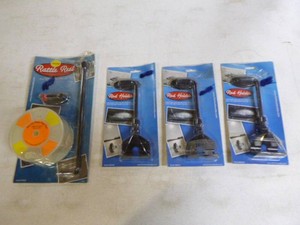 4 Fish Hole Items