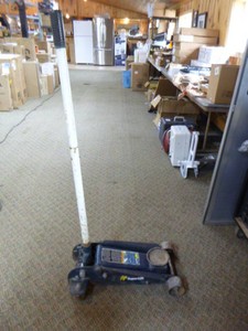 MVP Super Lift 3-Ton Garage Jack