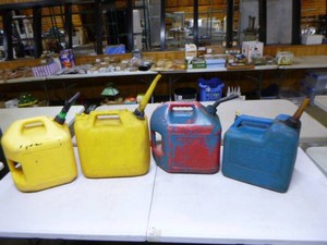4 Gas Cans