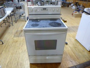 Amana Glass-Top Stove