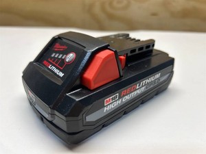 $199 MILWAUKEE- M18 RED LITHIUM HIGH OUTPUT CP3.0 18v 3.0 AH Battery Pack