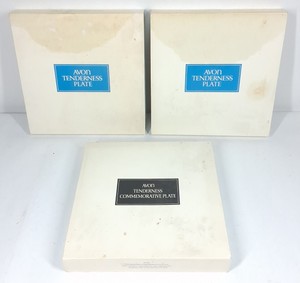Avon Tenderness Commemorative Plates by Pontesa  1974, Boxed