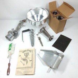 Vintage Victorio Strainer Model 400-T Food Strainer  Sauce Maker