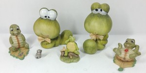 Assorted Turtle Figurines & Folk Art Turtle Decor