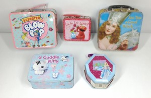 Character Tin Lunch Boxes  Blow Pop, Elmo, Wizard of Oz, Cuddle Kitty & Barbie