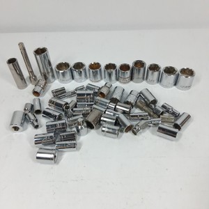 Assorted Chrome Mechanics Sockets  Mixed Sizes