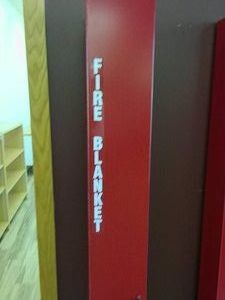 FIRE BLANKET IN METAL STORAGE CASE