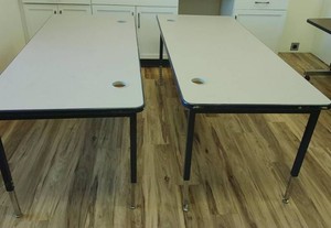 2 HEIGHT ADJUSTABLE TABLES