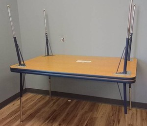2 RECTANGULAR HEIGHT ADJUSTABLE TABLES