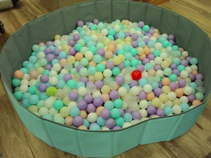 FUN CHILDRENS BALL PEN