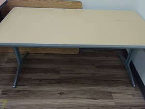 NICE RECTANGULAR TABLE