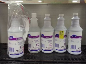 5 BOTTLES OF DIVERSITY OXLVLR TB CLEANER