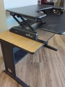 COMPUTER TABLE AND VARIDESK