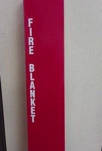 FIRE BLANKET IN METAL STORAGE CASE