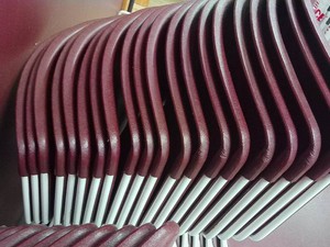 20 RED AND WHITE CHAIRS