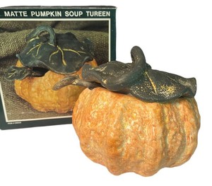 FR - Pacific Rim Matte Pumpkin Soup Tureen with Ladle
