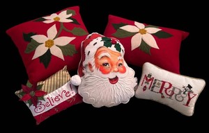 FR - Five Festive Christmas Accent Pillows