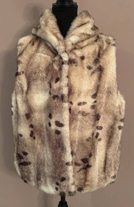 FC1 - J. McLaughlin Cordelia Faux Fur Vest Size XL