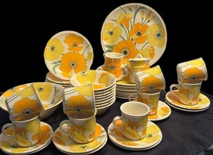 LR - Vintage Poppy Trail by Metlox Dinnerware Set