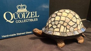 LR - Quoizel Collectibles Stained Glass Turtle Lamp