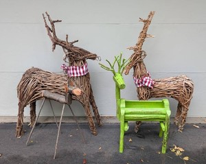 G - Wood Deer Decor - Rustic Woven Branch Deer Group (Lot of 4)