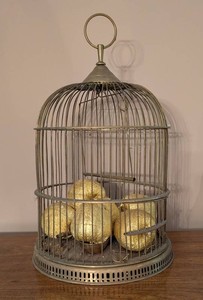 DR - Decorative Birdcage - Metal Display Cage With Gold Spheres