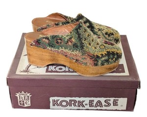 UL - Vintage Kork-Ease Floral Tapestry Wooden Platform Wedge Clogs with Box- Size 7