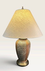 LR - Table Lamp - Decorative Animal-Patterned Vase-Style Lamp