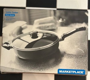 LR - Jumbo Cooker - Marketplace Classic Nonstick Covered Pan