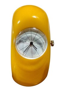 Vintage 1930s-1940s Royal Dynasty 17-Jewel Bakelite Clamper Cuff Watch - Butterscotch Yellow